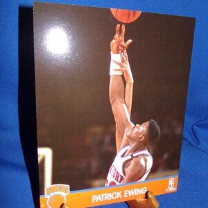 Vintage OFFICIAL NBA HOOPS BASKETBALL PRINT PATRICK EWING - NEW YORK KNICKS 1991